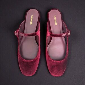 Larroude Blair Velvet Wine Mule Size 7.5